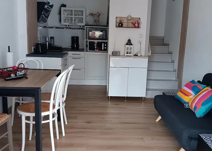 Maisonnette 4 Pers, Proche Et Commerces, Parking - Fr-1-476-247 別荘